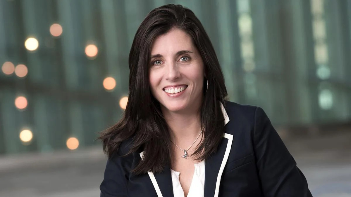 Jennifer Manry, VP de Soluciones Industriales Globales, de VMware.