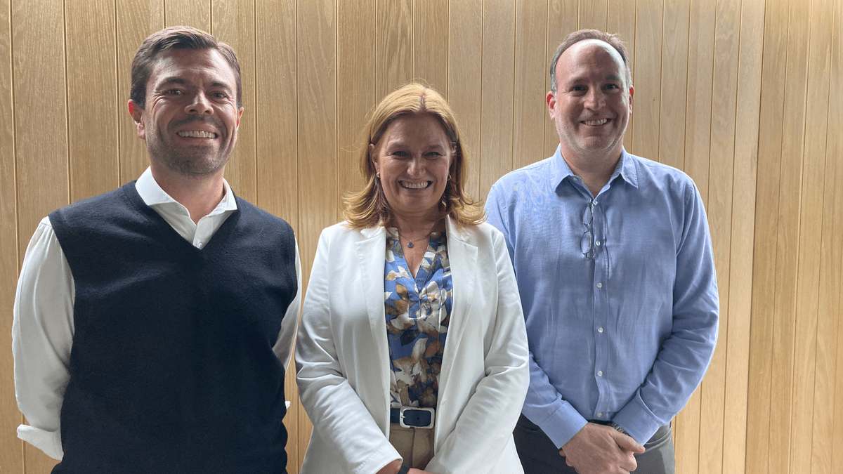 La Asociación Interamericana de Empresas de Telecomunicaciones está conformada por empresas públicas y privadas del sector de las telecomunicaciones que operan en los países del continente americano