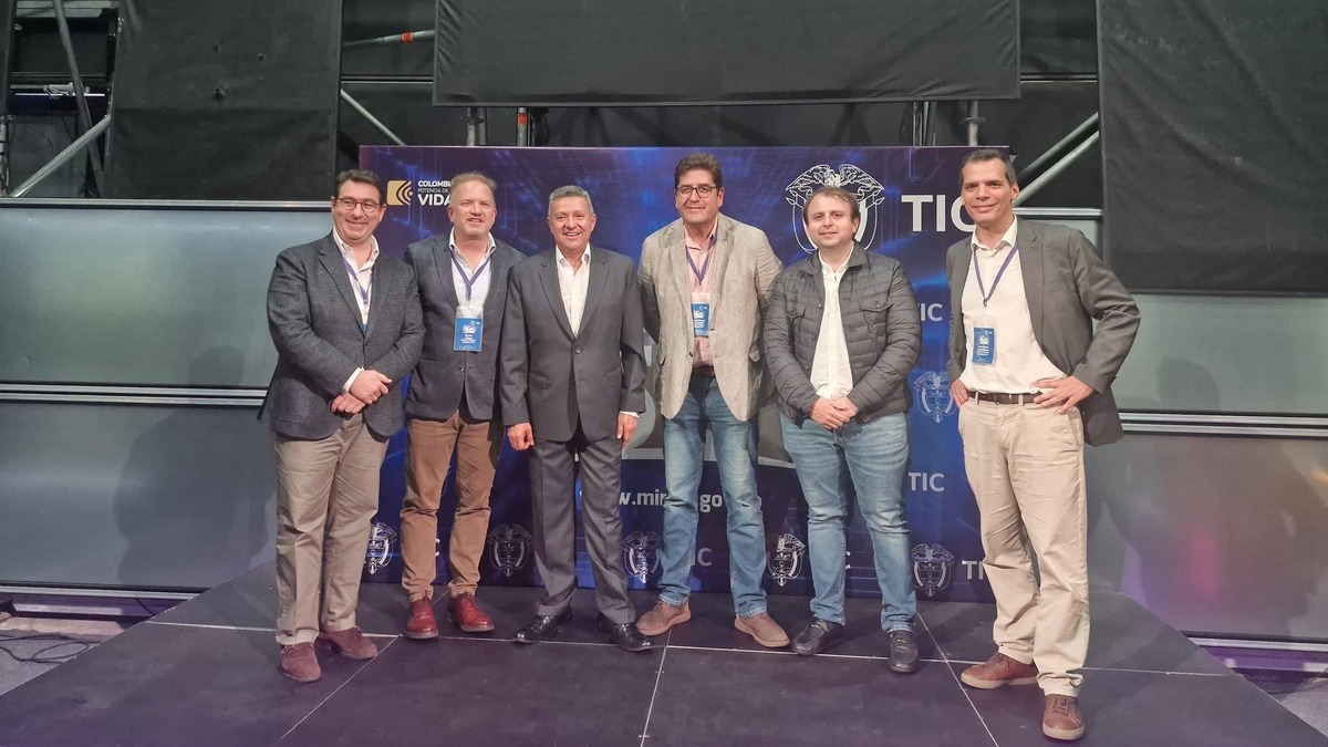 WOM obtuvo 80 MHZ de espectro para asegurar la entrada de 5G en Colombia