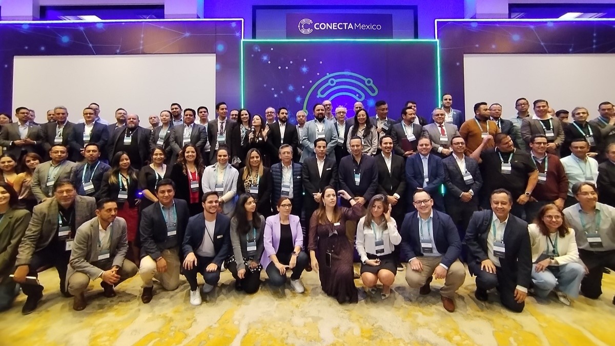 Con asistencia récord, se pusieron sobre la mesa algunos de los retos y soluciones de la industria de telecomunicaciones en la región.