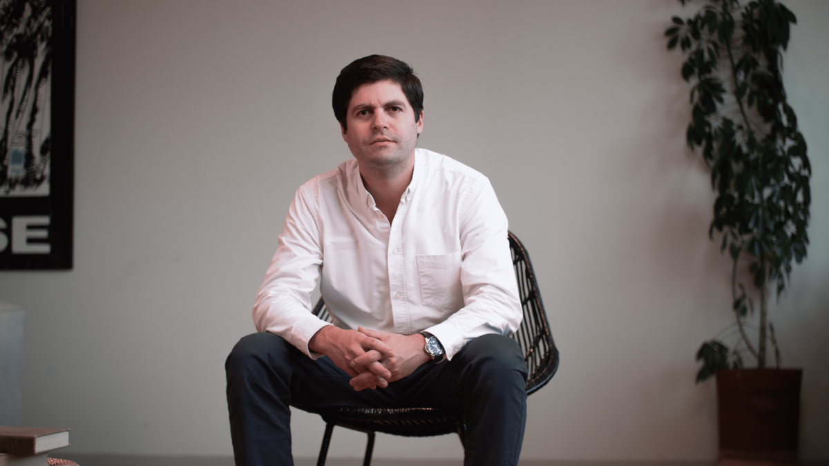 Tomás Pérez-Iñigo (foto) asume como COO para consolidar y escalar su operación regional entre Chile y México, mientras que Nicolás López Lecube liderará el equipo local como nuevo country manager en Chile.