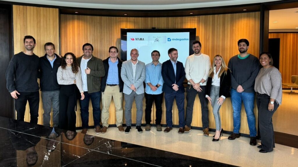 Equipo Visma y Rindegastos (1)