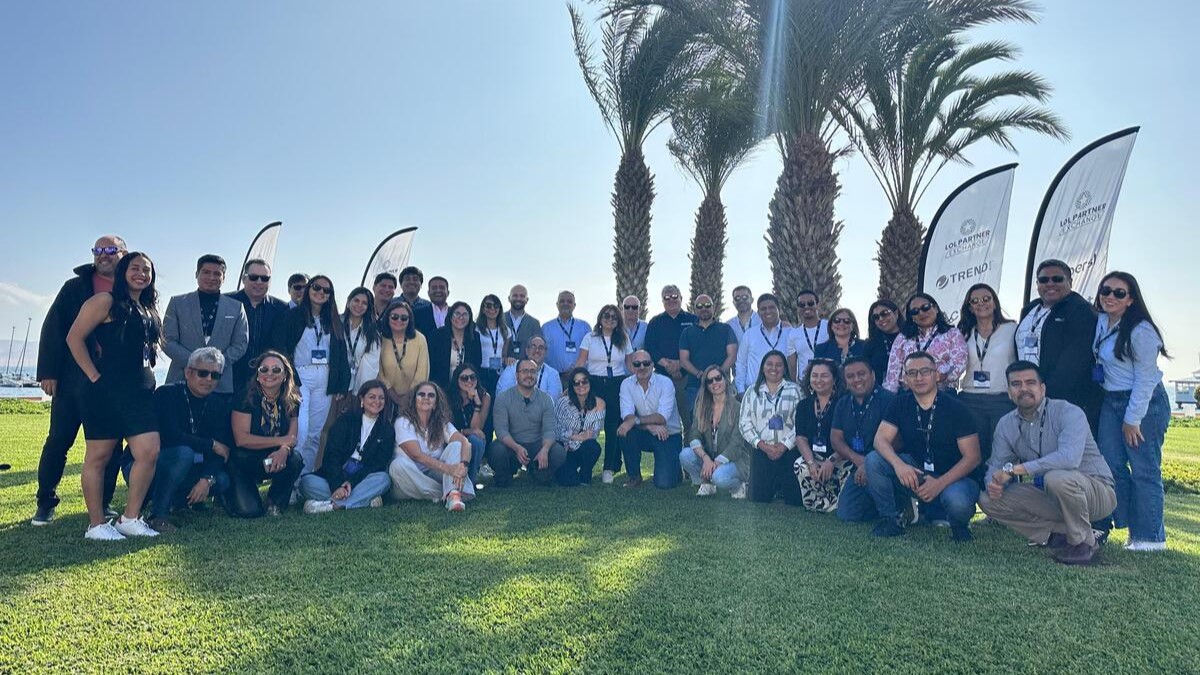 El evento se hizo en Paracas, en las afueras de Lima.