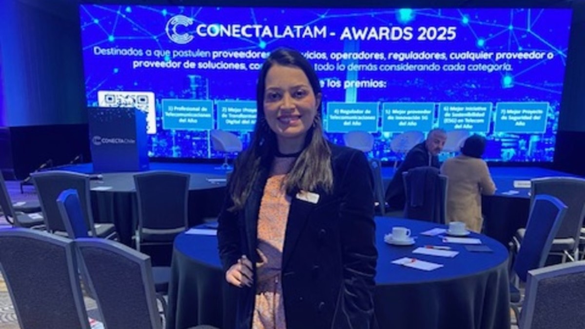 Raquel Freitas, directora general de Conecta Latam, señaló que Chile es un país que está fuerte en el mercado de las telecomunicaciones.