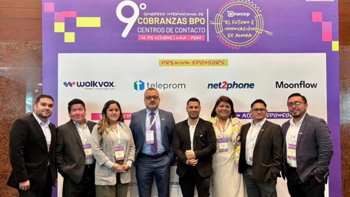Hugo Tuesta, presidente de ANECOP, junto a su equipo en GEINCOS: Enrique Tuesta, subgerente; Kevin Vela, jefe Business Intelligence; y Marcos Zavala, Christopher Ríos, y Jessica Llanco, del área de Operaciones.