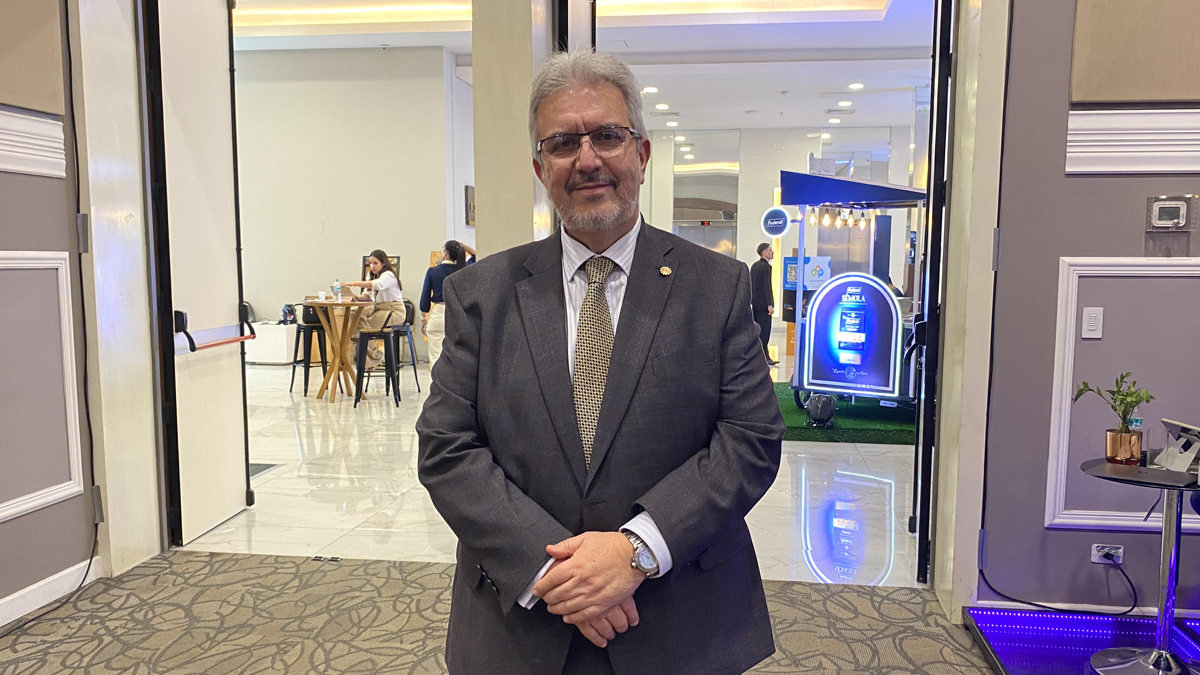 Enrique Duarte, presidente de la Unión Industrial Paraguaya (UIP) y presidente ejecutivo de turno de la Federación de la Producción, la Industria y el Comercio y los Servicios de Paraguay (Feprinco) en el CX & Innovation Congress.