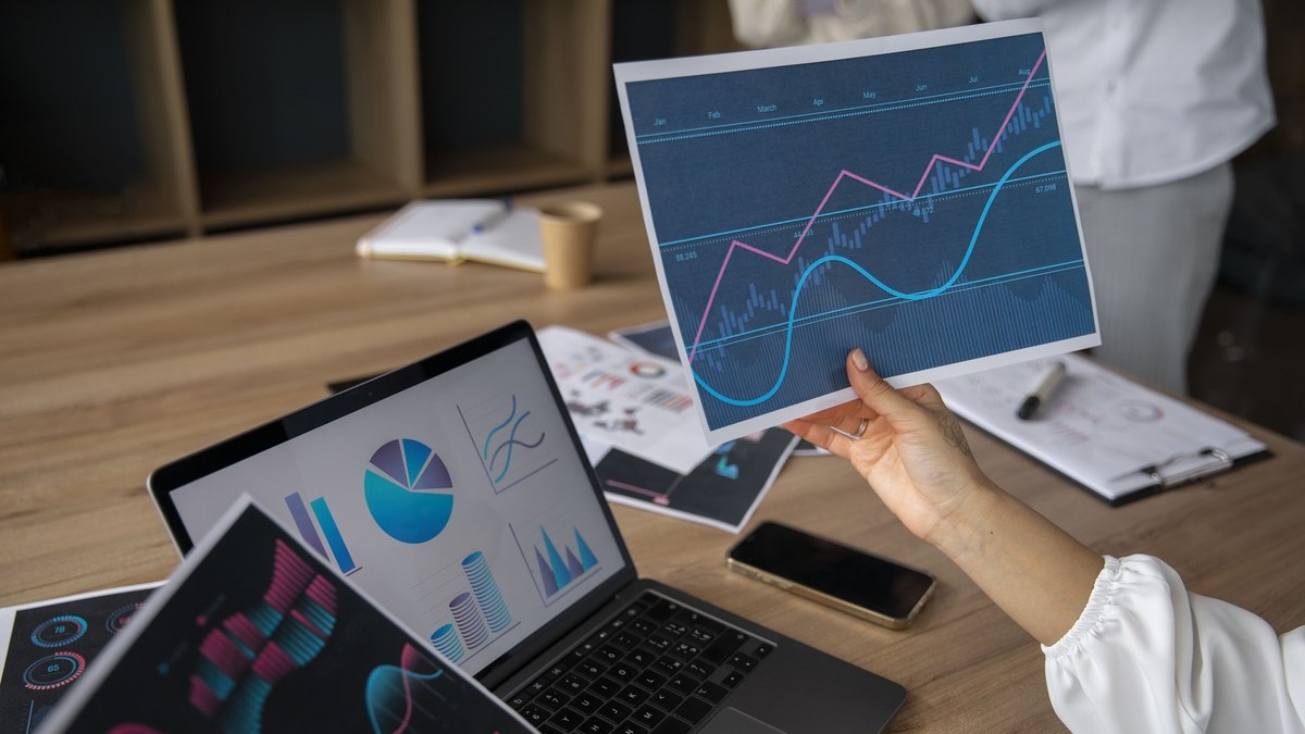 Entre octubre y diciembre, las empresas enfrentan uno de los momentos más exigentes del año: cierre contable, mayor volumen de ventas y obligaciones laborales como el pago de primas, afirma Defontana.