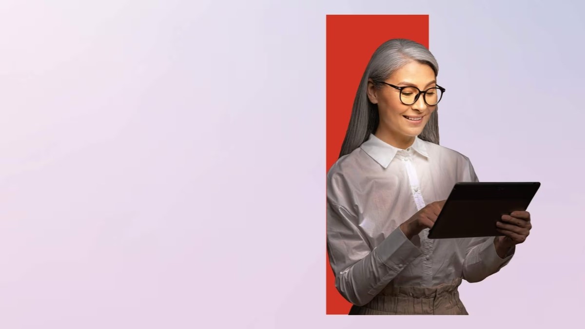 • Para aprovechar todo el potencial de la IA, Lenovo defiende integrar la IA generativa en las operaciones centrales del negocio como parte de una estrategia más amplia de transformación digital del lugar de trabajo.