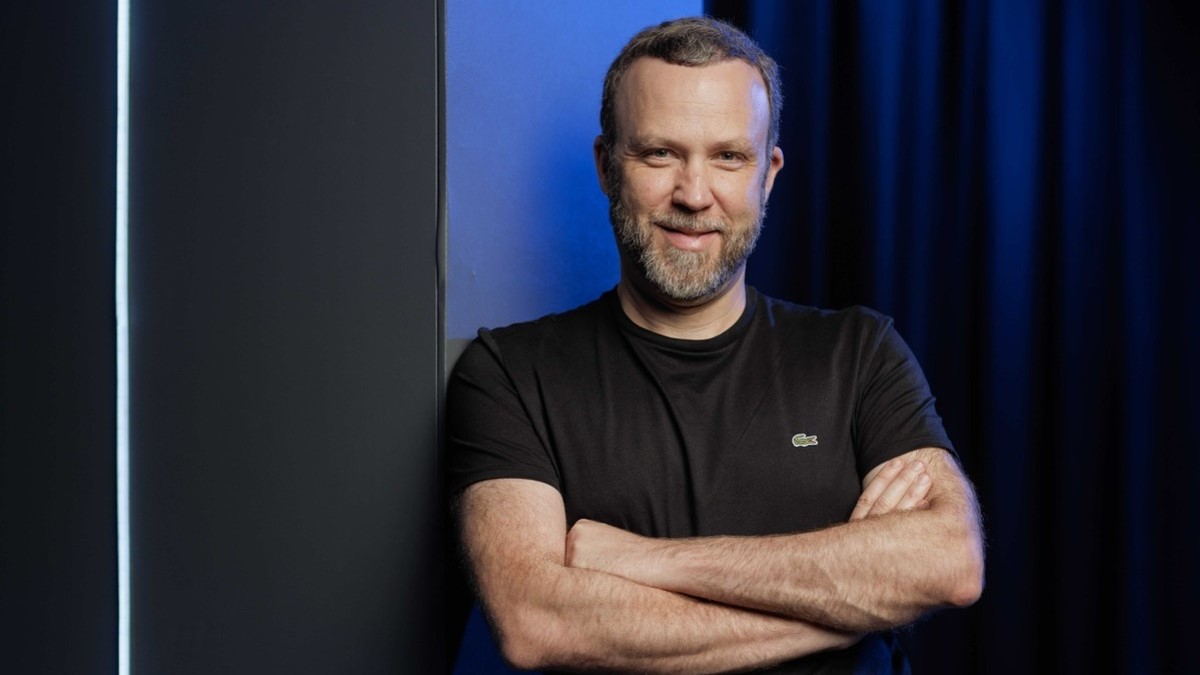 Dennis Herszkowicz, CEO de TOTVS. La compañía busca ampliar su capacidad de desarrollar agentes especializados basados en ANI (Artificial Narrow Intelligence) y prevé intensificar sus inversiones en aproximadamente R$75 millones por año durante los próximos cuatro años.