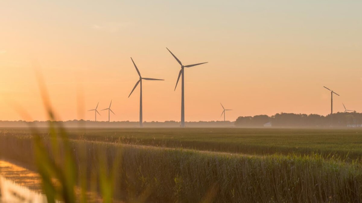 Cada 14 de febrero, el Día Mundial de la Energía vuelve a poner en foco un debate que ya no es teórico. El sector atraviesa un punto de inflexión gracias a la mayor demanda, la transición energética y la presión sobre infraestructuras críticas. Un informe global de Kyndryl pone el foco en los desafíos y decisiones estratégicas que definirán la industria en 2026.