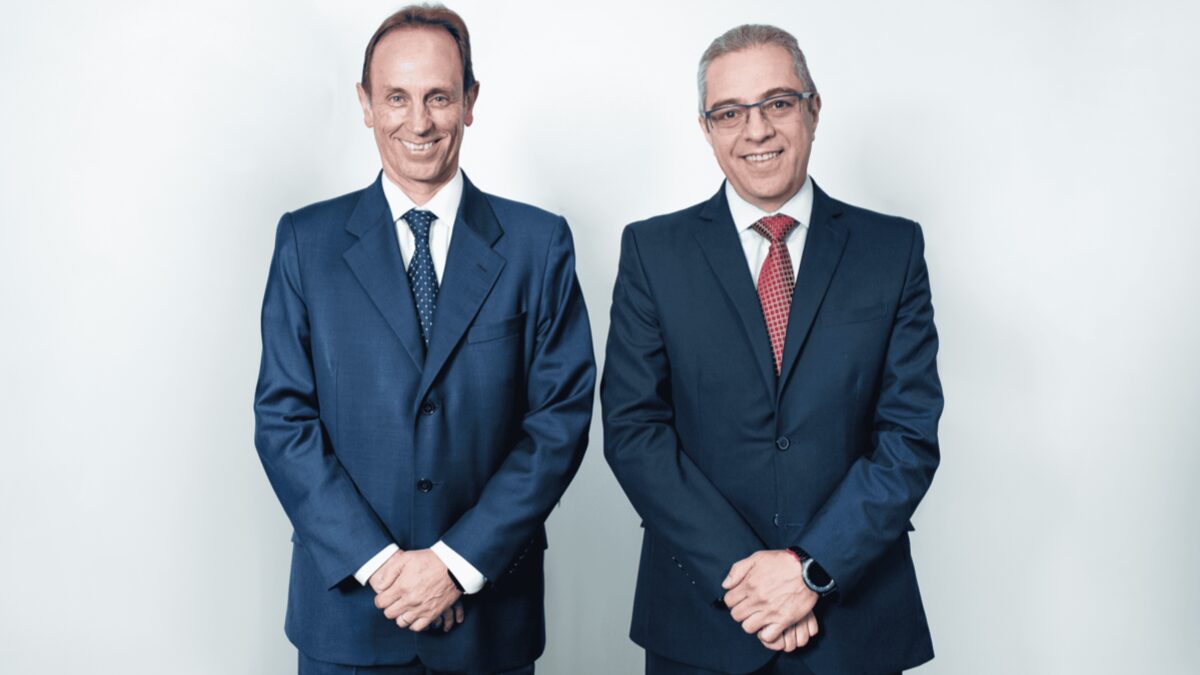 Voceros de ACH Colombia: Gustavo Vega Villamil, presidente; y Luis Alberto Fernández Pulido, vicepresidente de Operaciones y Tecnología.