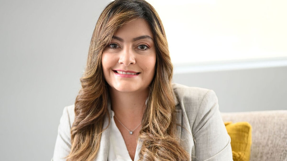 Hoy la energía influye cada vez más en la competitividad de las empresas y en la estabilidad de la economía. En esa línea, María José Bazo, presidenta del clúster de Schneider Electric en Centroamérica, opina sobre el papel de una red eléctrica más inteligente, flexible y digitalizada frente a la inflación energética.