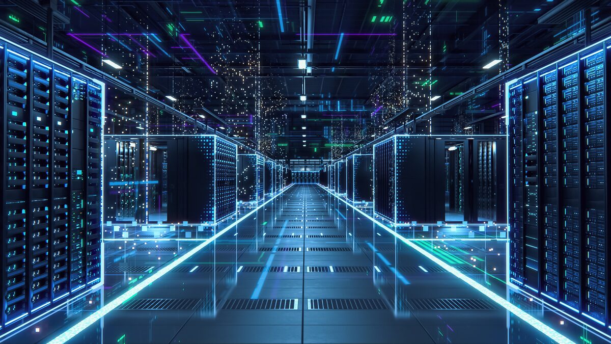 Octavian Tanase, CPO de Hitachi Vantara, analiza el auge de la infraestructura de IA como el nuevo pilar de la soberanía estatal. En un contexto de creciente autonomía algorítmica, el control sobre dónde reside la información y cómo se entrenan los modelos define el futuro económico de las naciones.