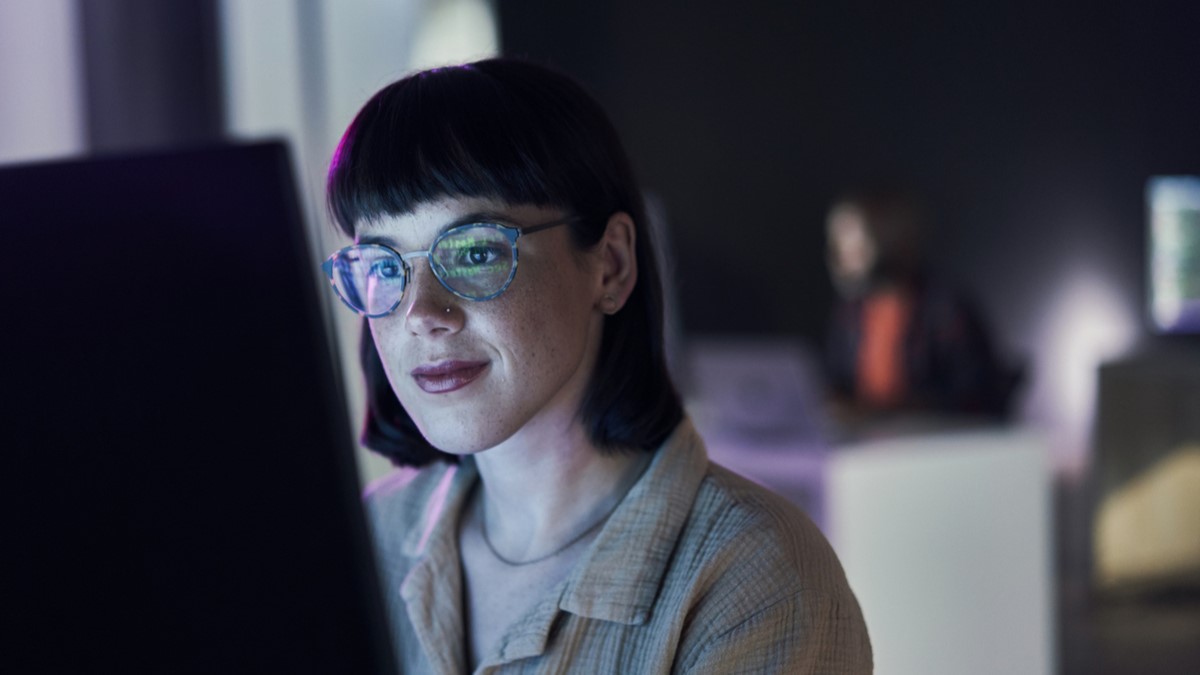 Los clientes pueden implementar agentes de Joule en las soluciones de SAP CX para crear, lanzar y optimizar campañas de marketing.