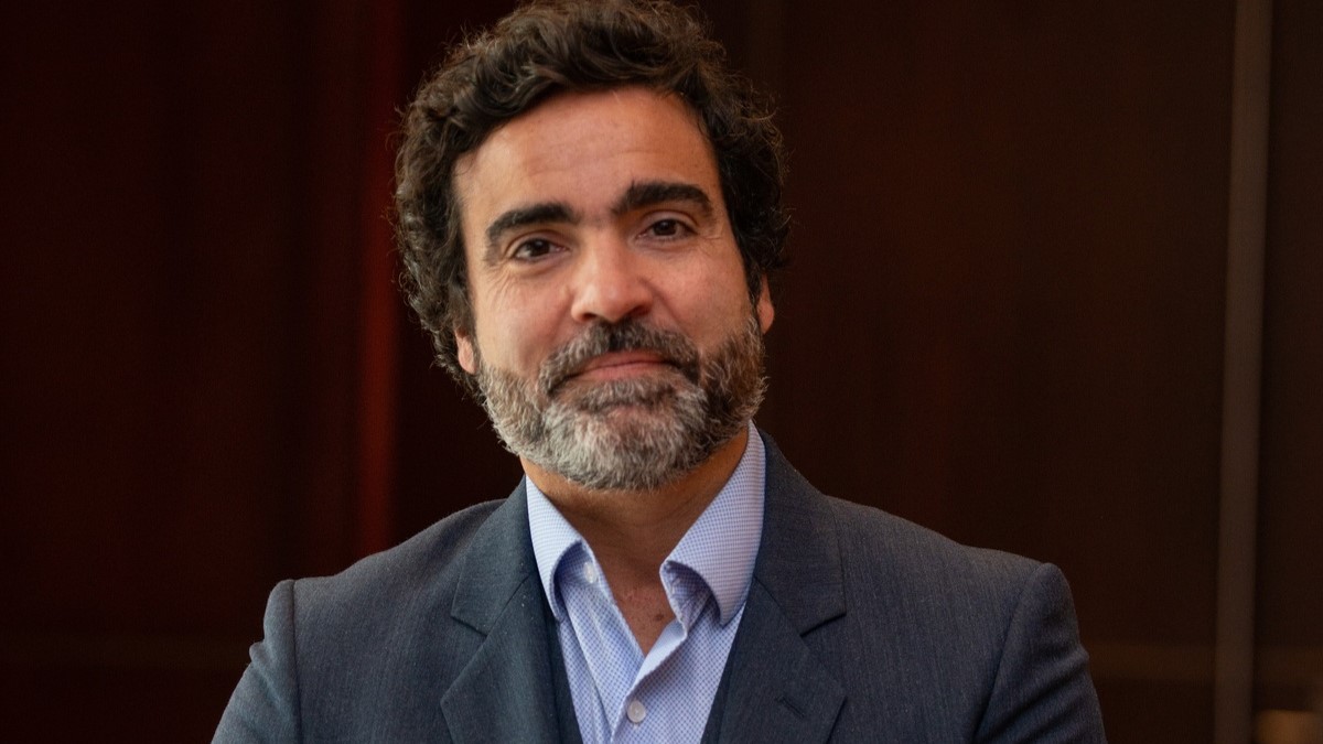 Gonzalo García, vicepresidente de Ventas de Fortinet Sudamérica, analiza por qué el modelo actual de parcheo manual está colapsando y cómo el virtual patching y el enfoque Zero Trust son las únicas vías para evitar una exposición constante.