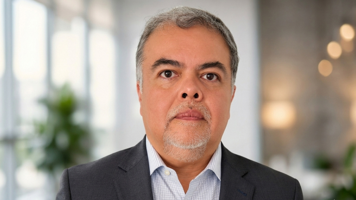 Red Hat anuncia a Sinuhe Sánchez como nuevo Chief Architect del equipo del Field CTO para la región norte de América Latina.
Con más de dos décadas de experiencia en TI, el ejecutivo liderará la conexión entre el grupo global de Ingeniería y el equipo de campo para México, Colombia, Perú y Centroamérica, con el objetivo de impulsar estrategias de innovación, fortalecer la relación con clientes estratégicos y acelerar la generación de nuevas oportunidades de negocio.